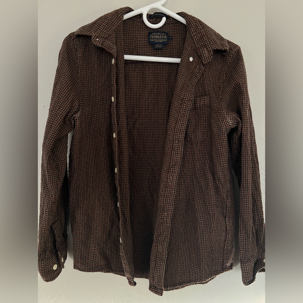 Men’s Pendleton button down long sleeve shirt - image 1